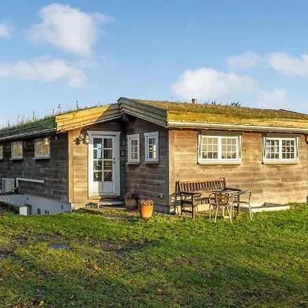 Dom wakacyjny In Frederiksvrk With Wifi And 2 Bedrooms Frederiksværk